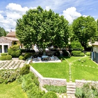 Location grande Bastide familiale au cœur du Luberon avec piscine