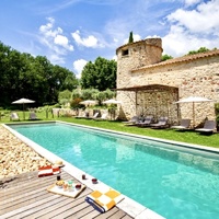 Location grande Bastide familiale au cœur du Luberon avec piscine