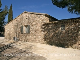  maison en pierres à vendre Provence