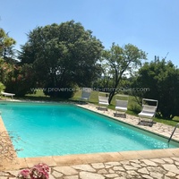 Gordes, Villa en pierre à louer au cœur du Luberon, piscine et vue