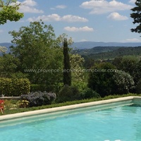 Mas de Prestige en Provence avec piscine chauffée proche de Gordes 