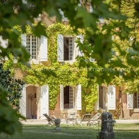 Propriété de Prestige avec 7 belles chambres  à louer en Provence
