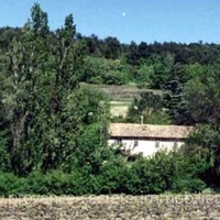 Roussillon exceptionnel mas 18ème et vignes AOC Côtes du Ventoux