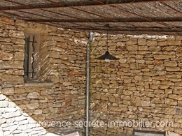  maison en pierres à vendre Luberon