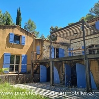 Sud Luberon, proche Lourmarin, villa à vendre avec piscine et vue