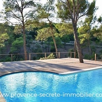 Sud Luberon, proche Lourmarin, villa à vendre avec piscine et vue