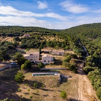 A vendre domaine d'exception sur Monts Vaucluse face au Luberon
